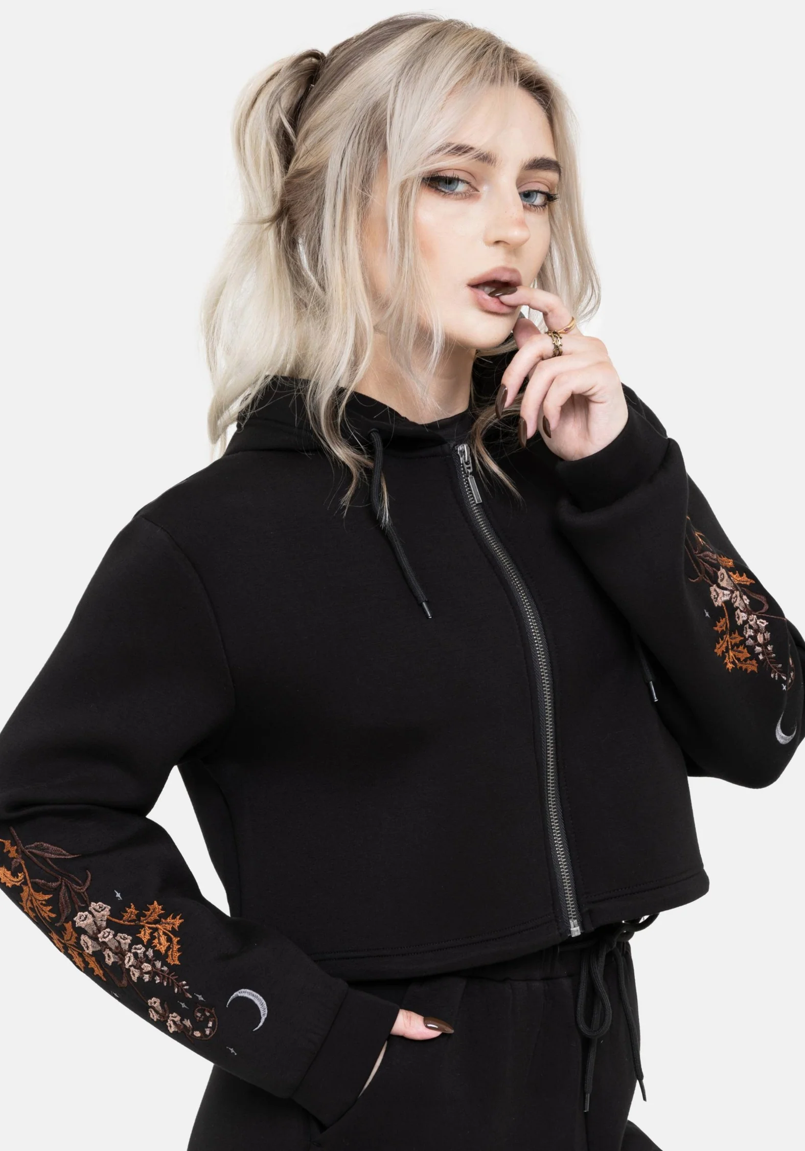 Foxglove Embroidered Zip Up Cropped Hoodie Foxglove Embroidered Zip Up Cropped Hoodie